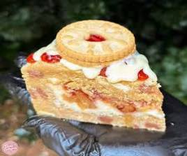 Jammie Dodger Cookie Pie